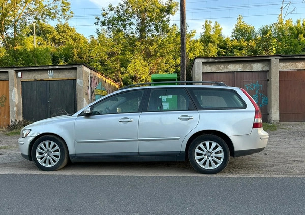 Volvo V50 cena 10900 przebieg: 199000, rok produkcji 2006 z Poznań małe 67